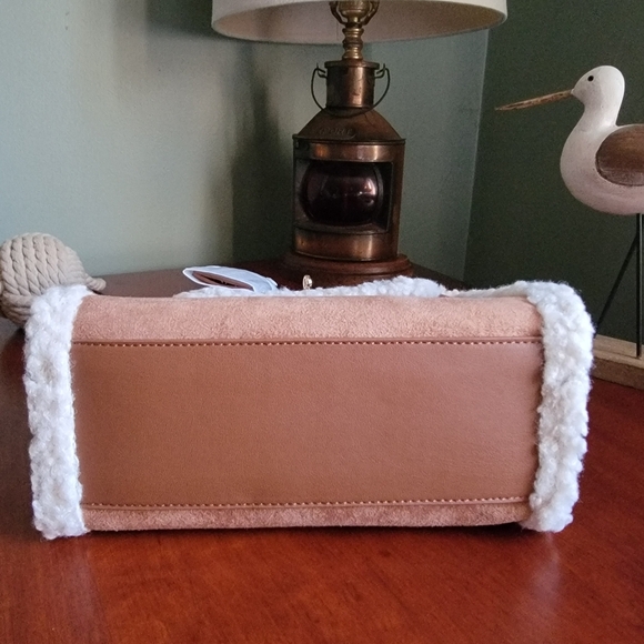 NWT Badgley Mischka Fur Border Satchel Tan Vegan Leather - Picture 8 of 15